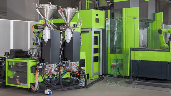 ENGEL's solution for in-situ polymerisation for the production of fibre-reinforced thermoplastic components is characterised by particularly compact system technology.